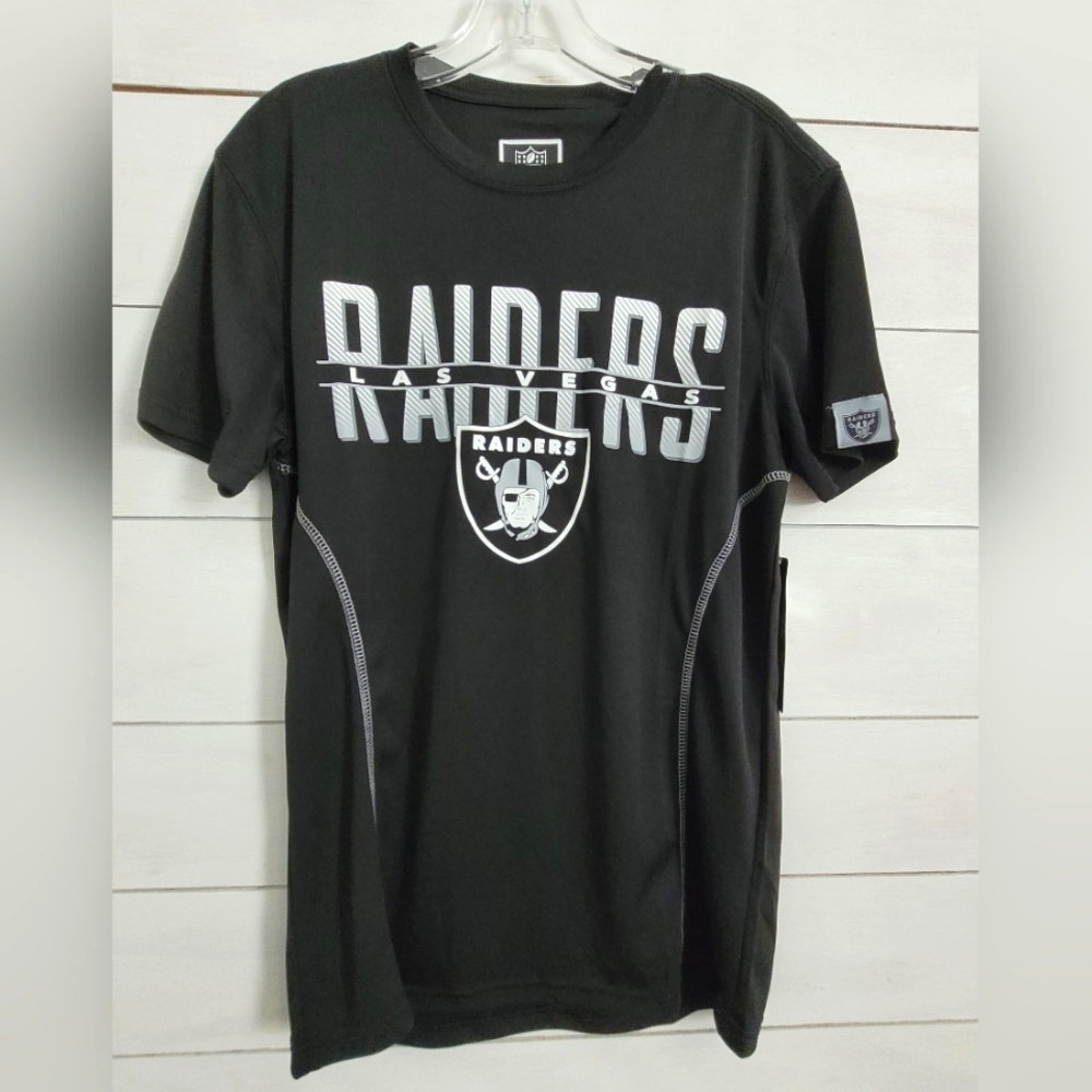 NFL Las Vegas Raiders team apparel athletic shirt size men's size small